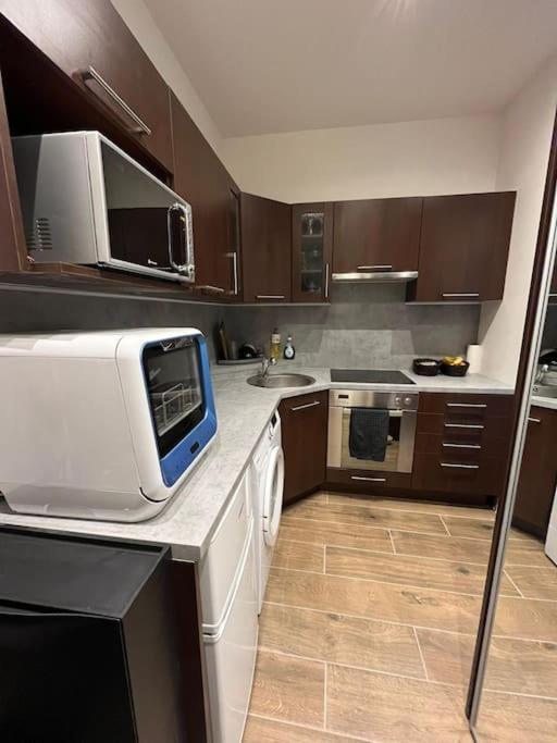Apartman V Srdci Bratislavy 브라티슬라바 외부 사진